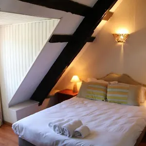 https://le-poisson-ivre.inbrittany.com