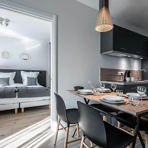 La Grange Des Peres Aparthotel