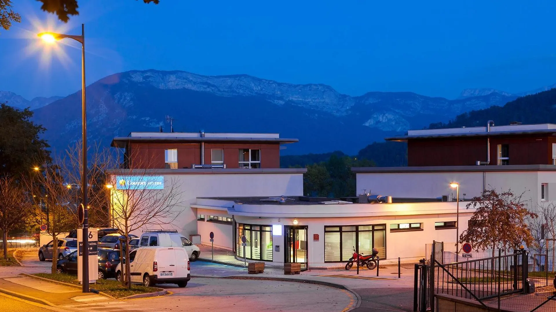 Comfort Aparthotel Les Hauts D'Annecy Hotel Annecy